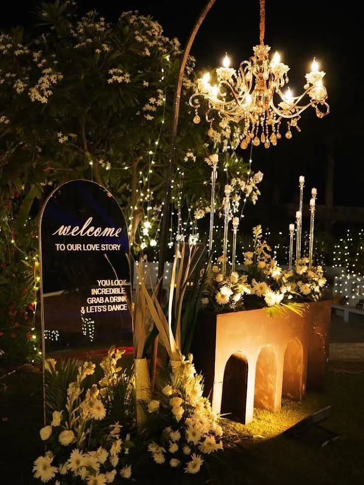 Wedding welcome decor with chandelier
